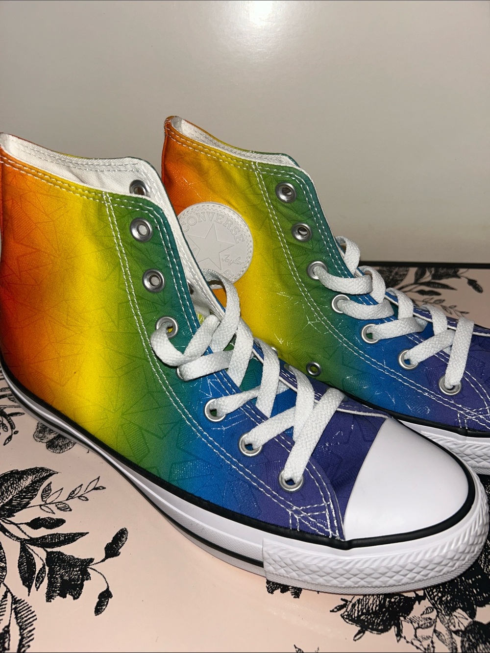 Rainbow 🌈 Converse